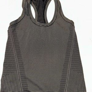 Athleta Size Small Tank